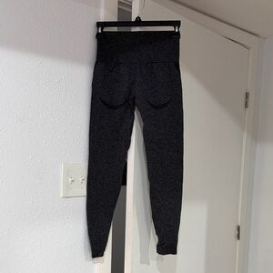 Women’s Seamless Black Leggings